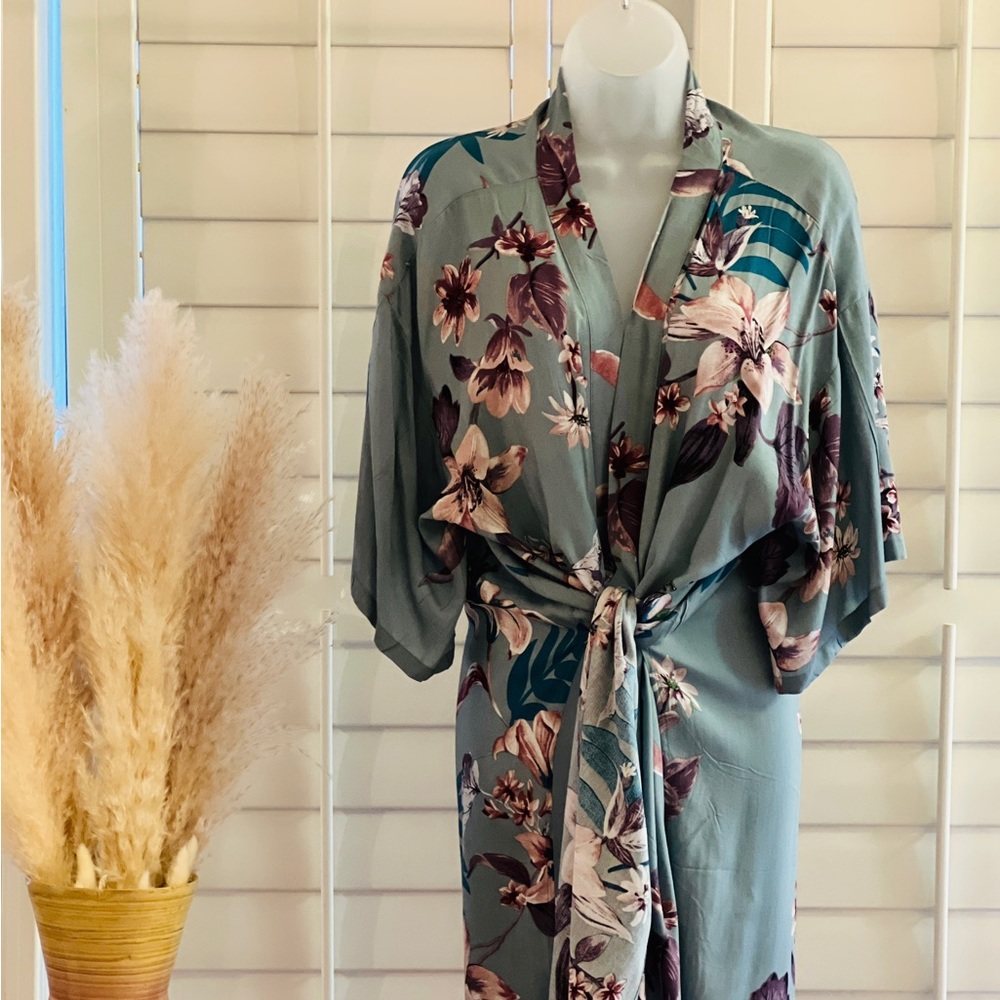 Tropical Blossom Kimono
